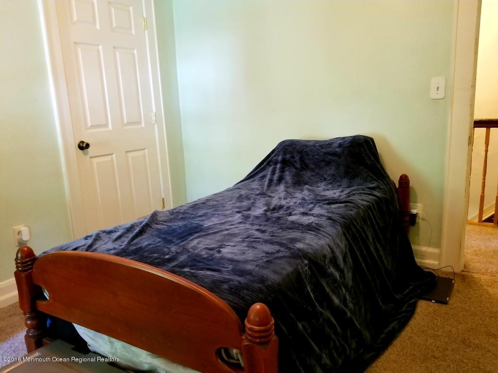 230 Cliftwood Road Oakhurst, NJ 07755 - Photo 19 of 21 BEDROOM 320180521_120224