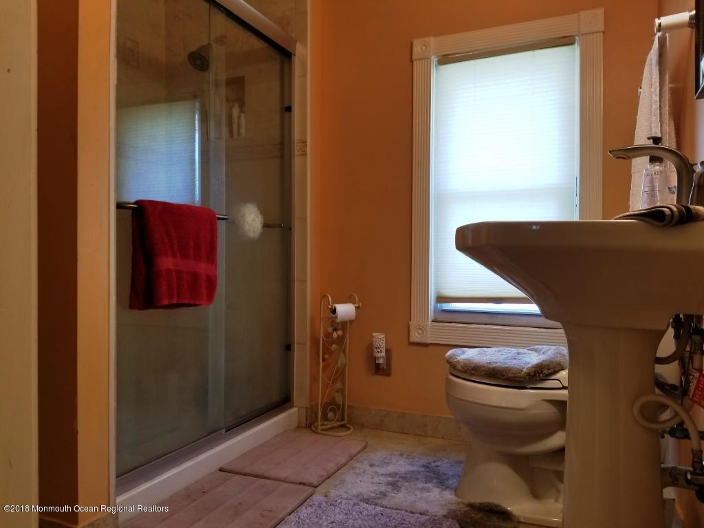 230 Cliftwood Road Oakhurst, NJ 07755 - Photo 21 of 21 20180521_115230