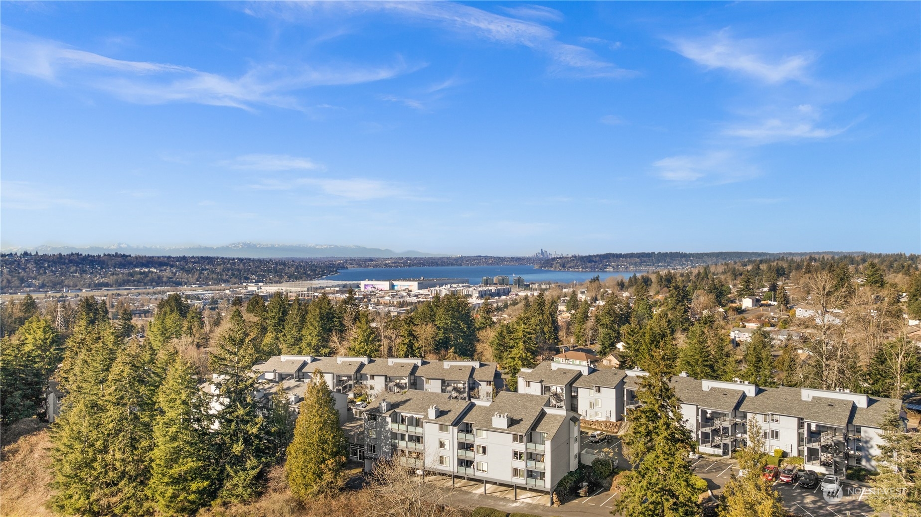 2601 Northeast 4th Street, Unit 611 Renton, WA 98056 - Photo 33 of 36 Gallery Image 33