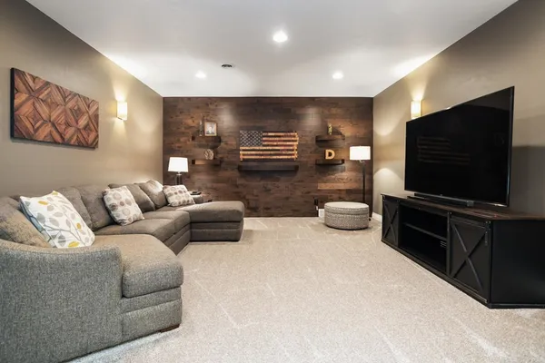 $1,649,900 | 2949 Seafarer Way, Suamico, WI 54173