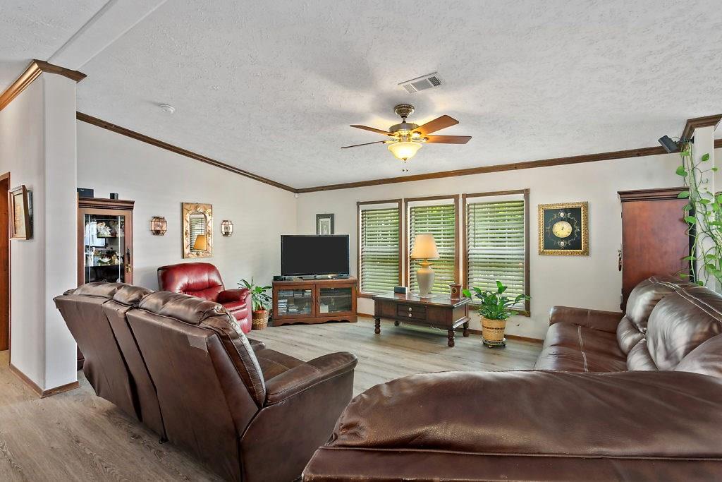 366 Moss Road Sulphur, LA 70663 - Photo 9 of 23 Gallery Image 9