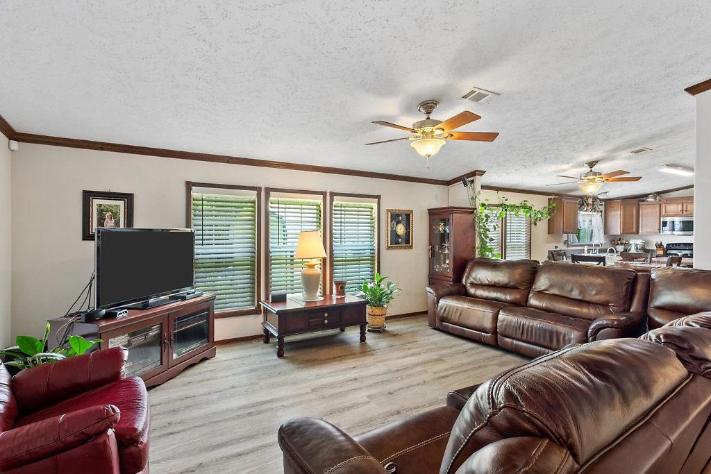 366 Moss Road Sulphur, LA 70663 - Photo 10 of 23 Gallery Image 10