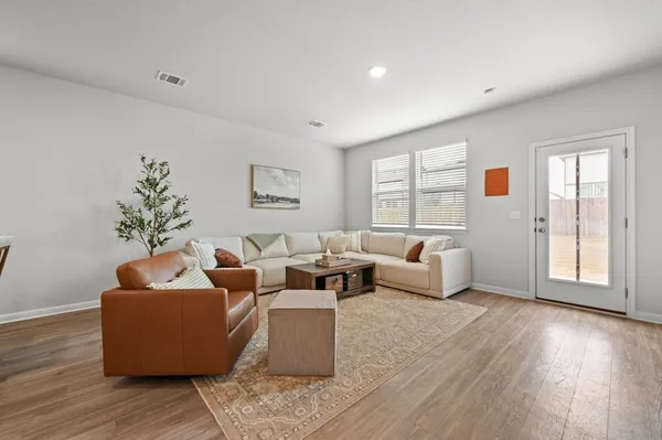 $2,275 | 13309 Silver Blazer Drive, Buda, TX 78610