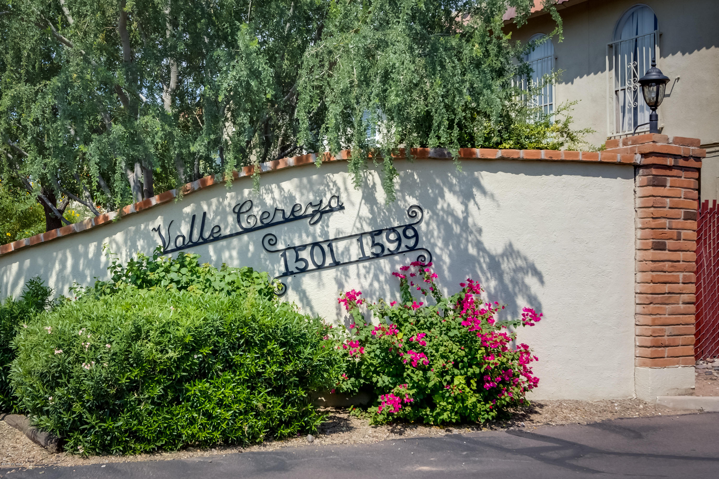 1575 East Prince Road, Unit B Tucson, AZ 85719 - Photo 1 of 24 Gallery Image 1