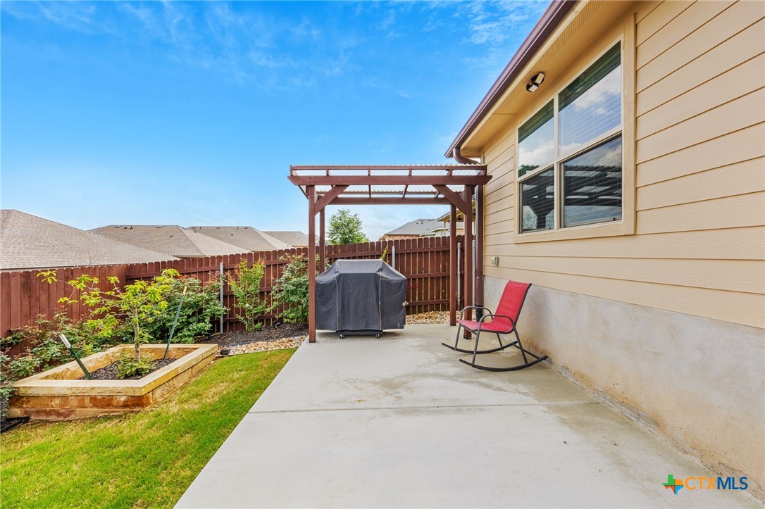 6166 Lavaca Drive Belton, TX 76513 - Photo 34 of 41 a view of outdoor space with swimming pool