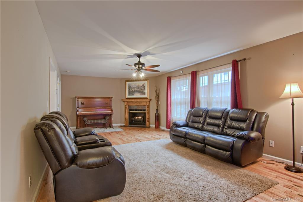 506 Morris Road Mills River, NC 28759 - Photo 9 of 29 Gallery Image 9