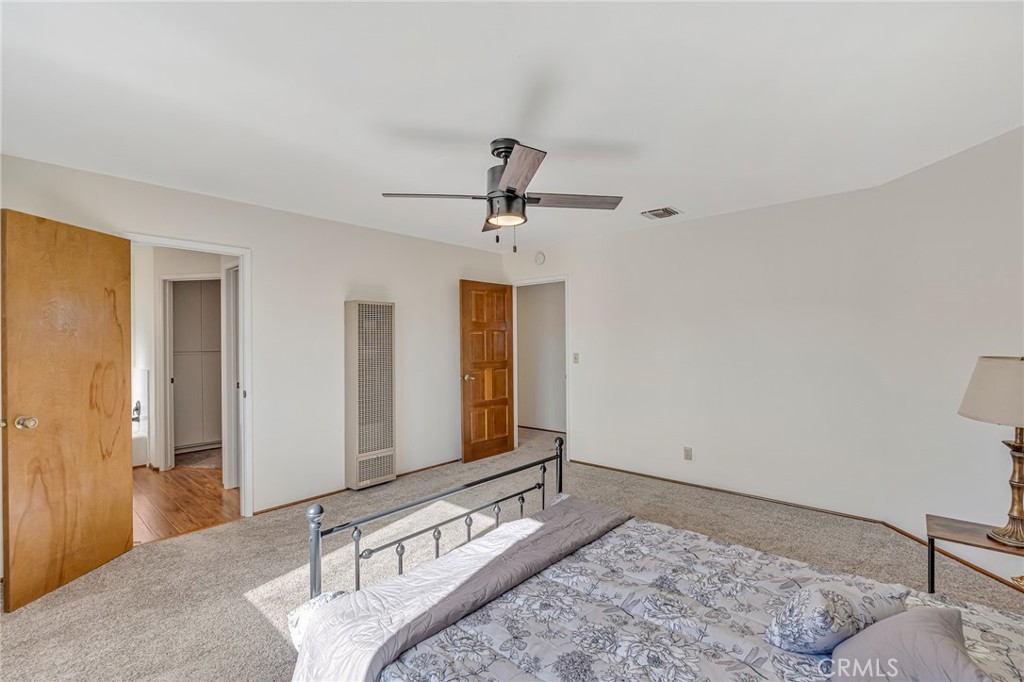 8325 Johnson Road Phelan, CA 92371 - Photo 25 of 53 Main bedroom