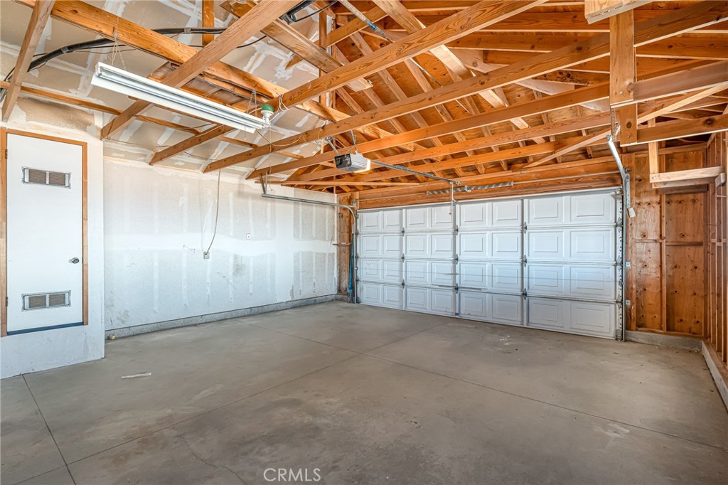 8325 Johnson Road Phelan, CA 92371 - Photo 43 of 53 Garage