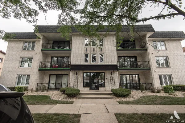 $1,850 | 10910 Kilpatrick Avenue, Unit 3NW, Oak Lawn, IL 60453