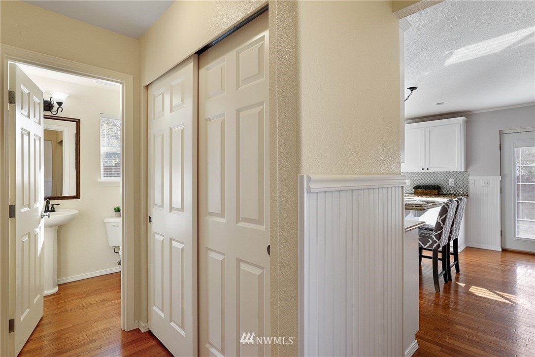 6971 Inlay Street Southeast Lacey, WA 98513 - Photo 12 of 33 Gallery Image 12