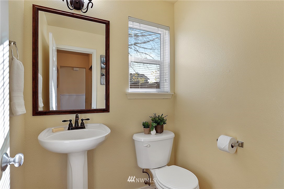 6971 Inlay Street Southeast Lacey, WA 98513 - Photo 13 of 33 Gallery Image 13