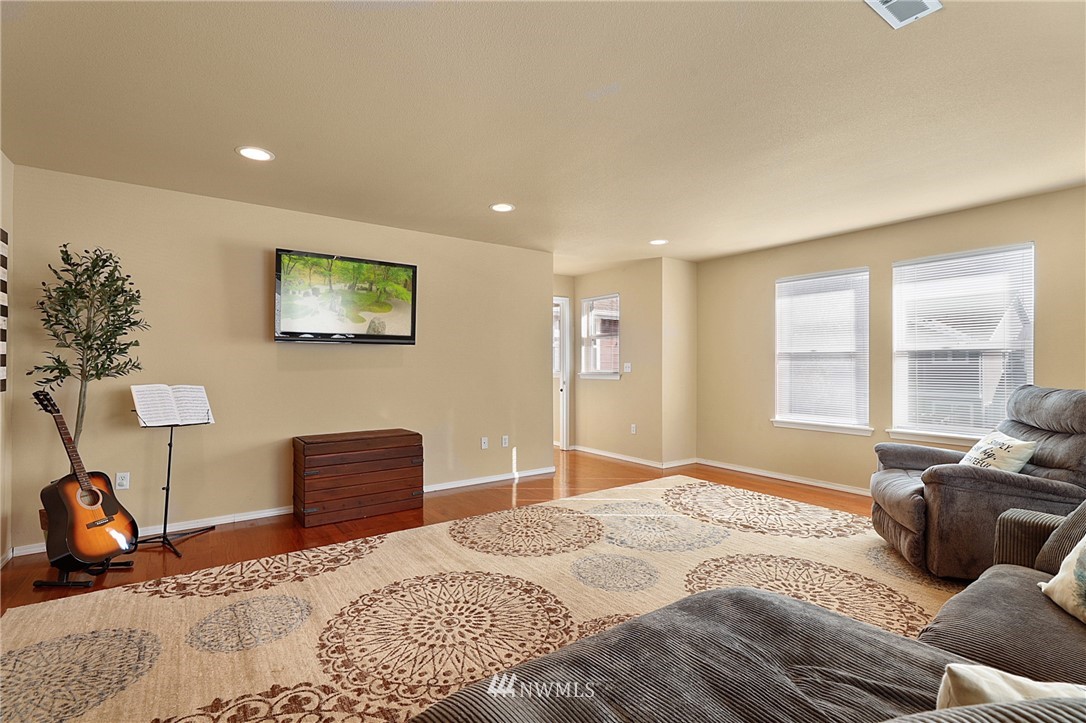 6971 Inlay Street Southeast Lacey, WA 98513 - Photo 18 of 33 Gallery Image 18