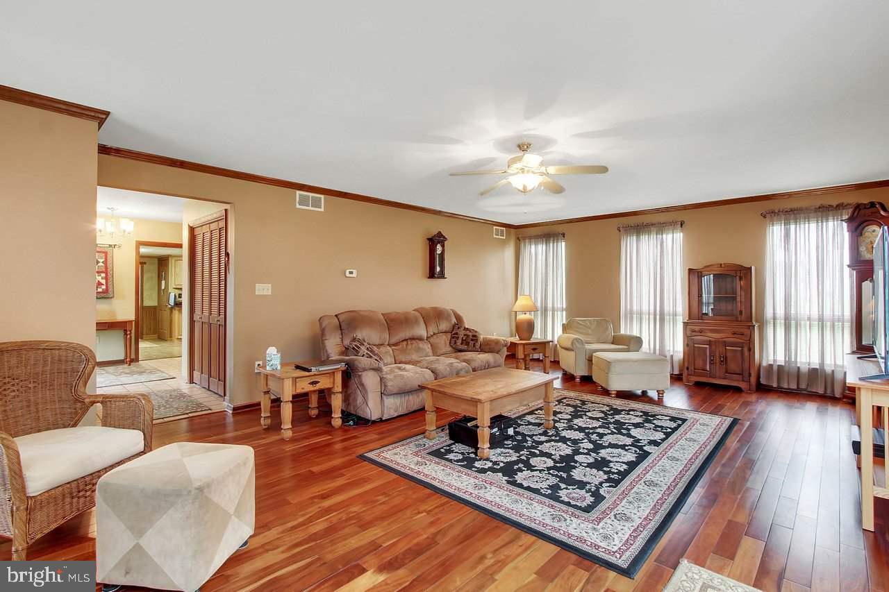6720 Linglestown Road Harrisburg, PA 17112 - Photo 17 of 24 Gallery Image 17