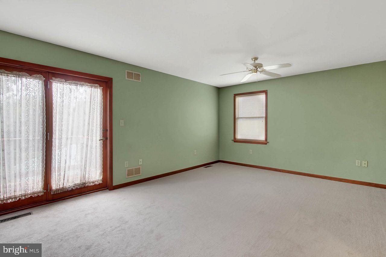 6720 Linglestown Road Harrisburg, PA 17112 - Photo 21 of 24 Gallery Image 21