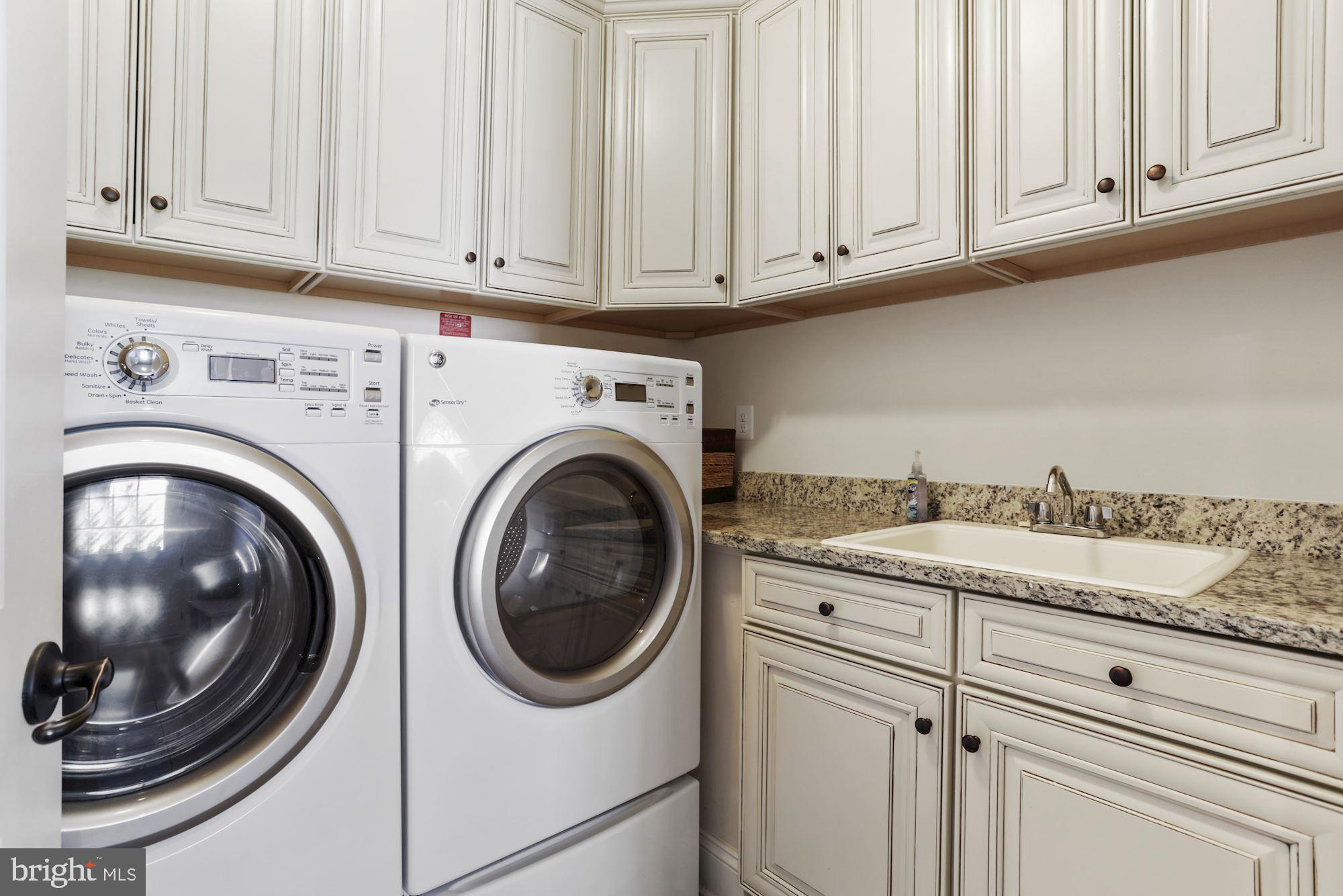 41655 Revival Drive Ashburn, VA 20148 - Photo 24 of 87 Laundry room