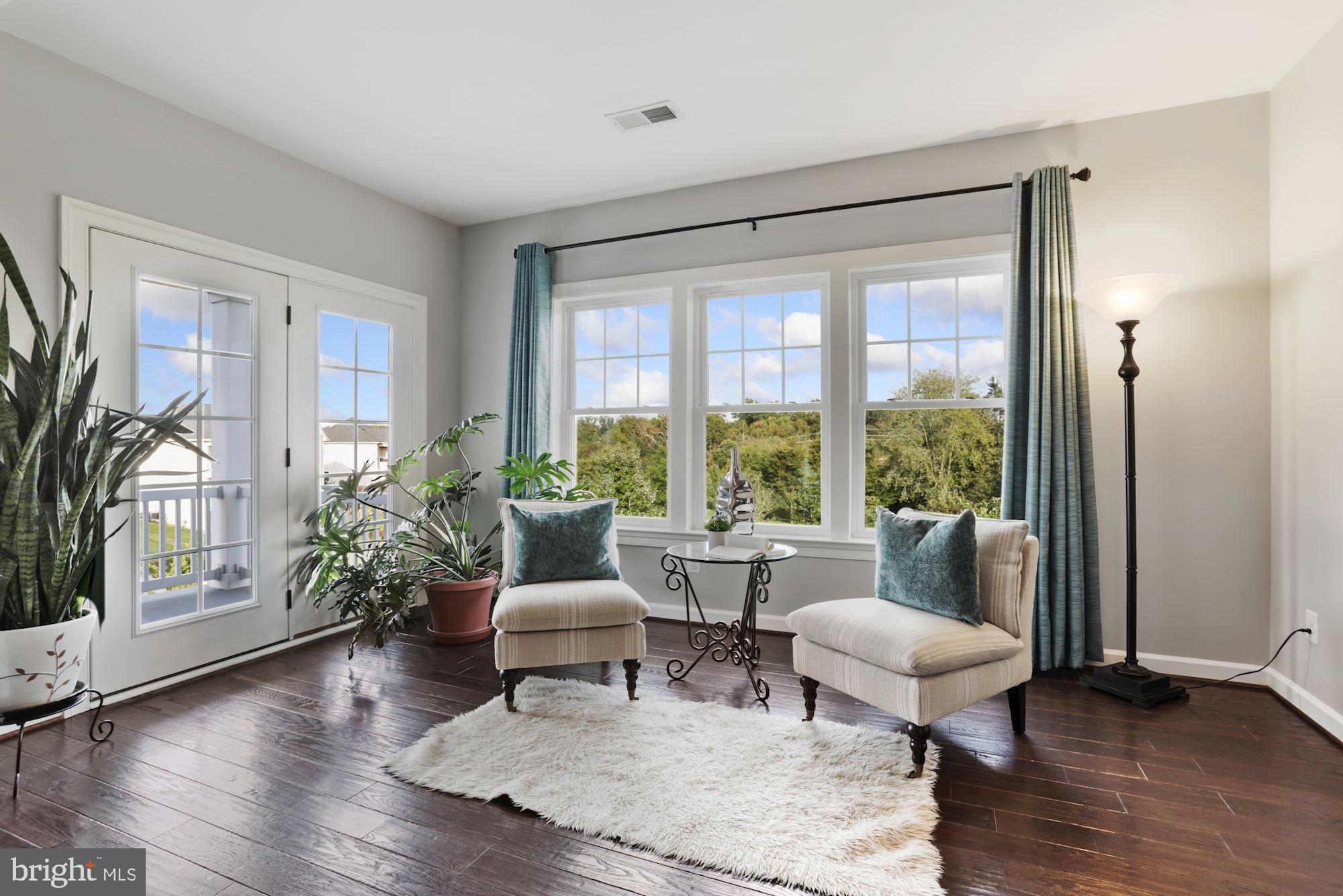 41655 Revival Drive Ashburn, VA 20148 - Photo 34 of 87 Owners sitting room