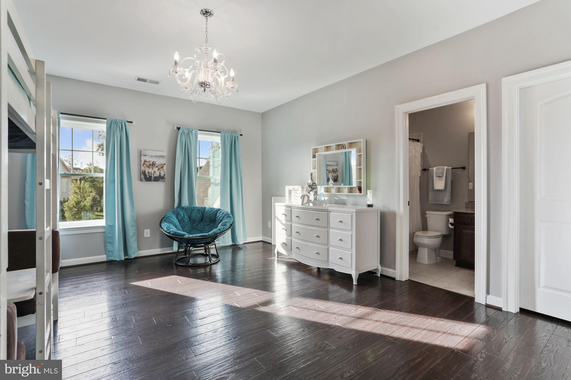 41655 Revival Drive Ashburn, VA 20148 - Photo 43 of 87 Upper bedroom