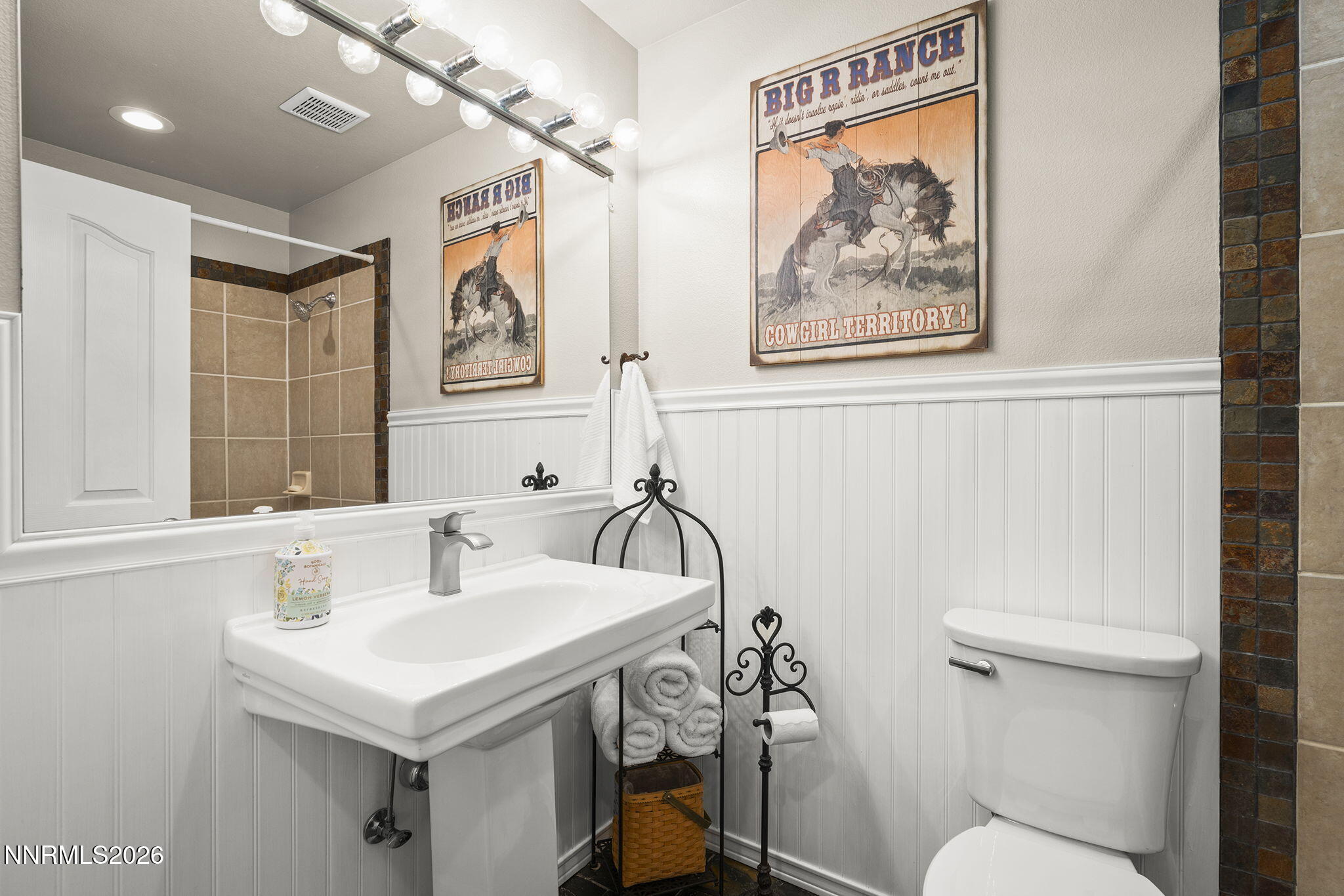 4800 Amy Road Reno, NV 89510 - Photo 32 of 77 36-web-or-mls-_DSC9527