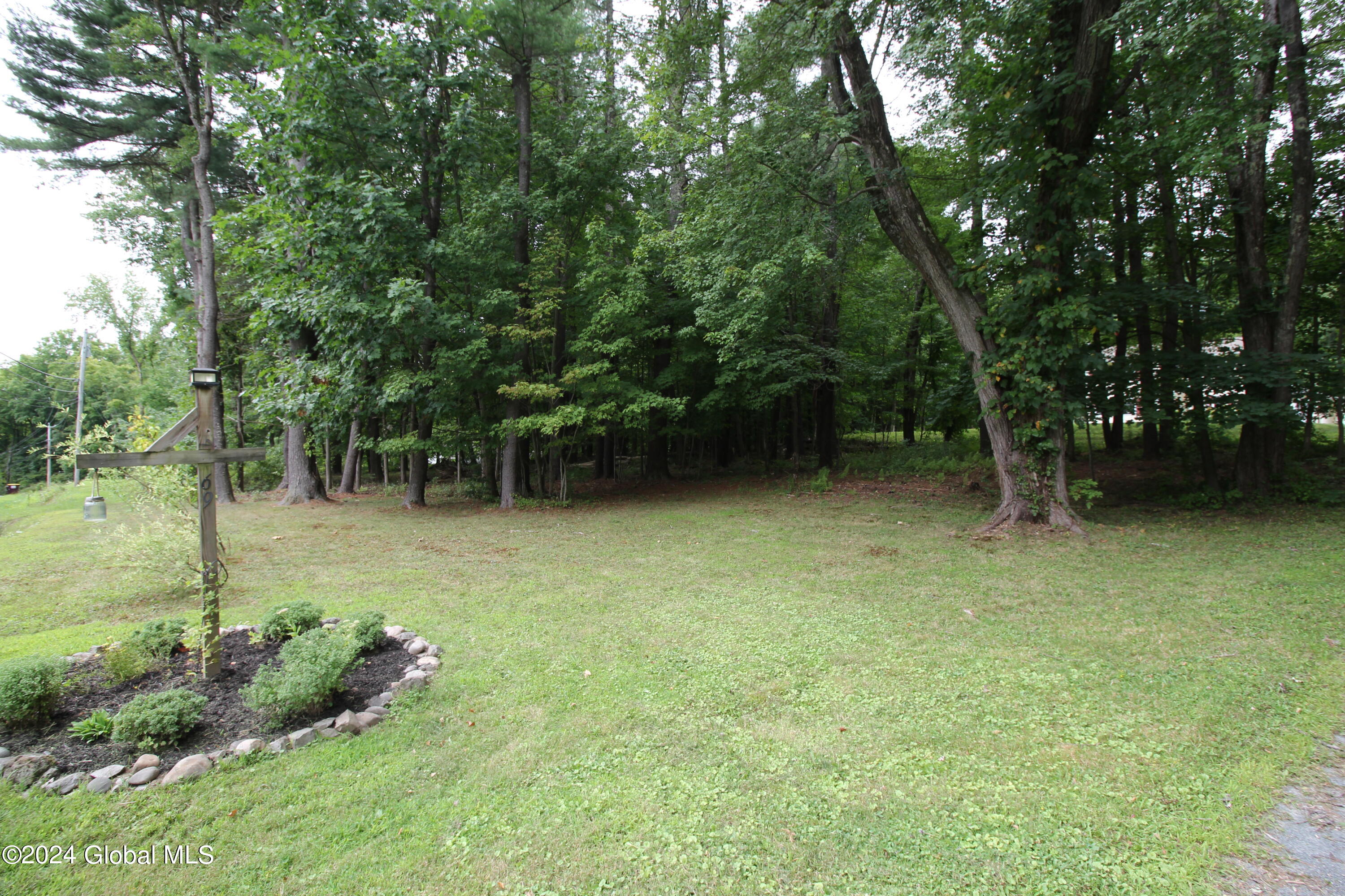 2 Boyce Road Schodack, NY 12123 - Photo 2 of 4 IMG_1628