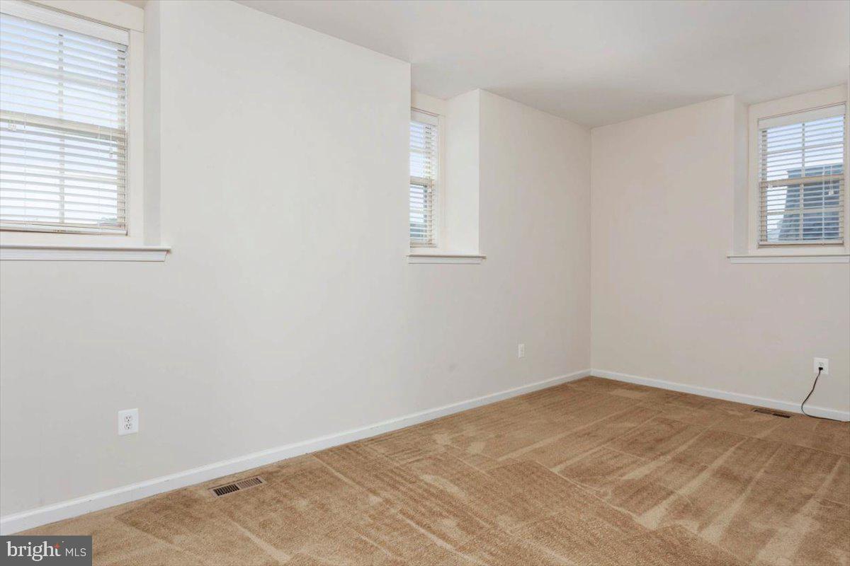 512 Rampart Way, Unit 8 Oxon Hill, MD 20745 - Photo 18 of 53 4th Level Bedroom