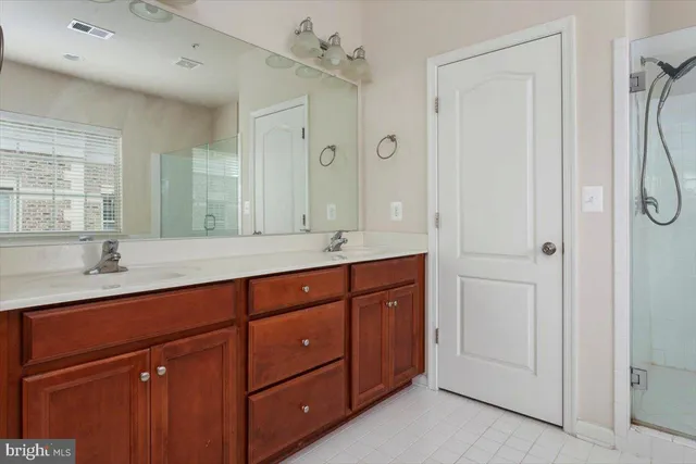 $4,895 | 512 Rampart Way, Unit 8, Oxon Hill, MD 20745