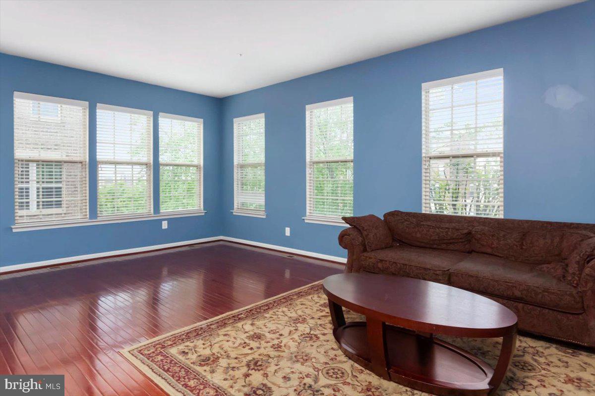 512 Rampart Way, Unit 8 Oxon Hill, MD 20745 - Photo 36 of 53