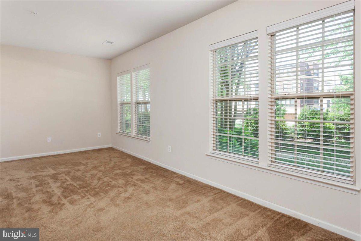 512 Rampart Way, Unit 8 Oxon Hill, MD 20745 - Photo 46 of 53