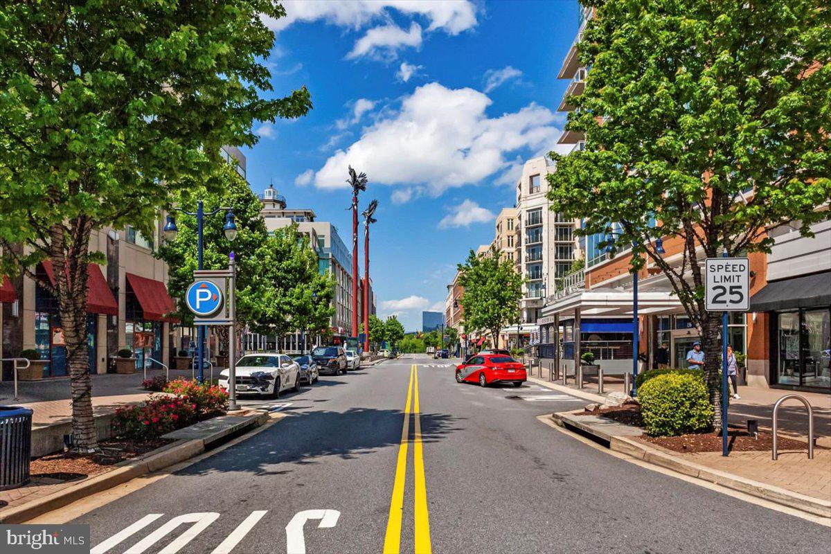 512 Rampart Way, Unit 8 Oxon Hill, MD 20745 - Photo 50 of 53 Surrounding community of National Harbor