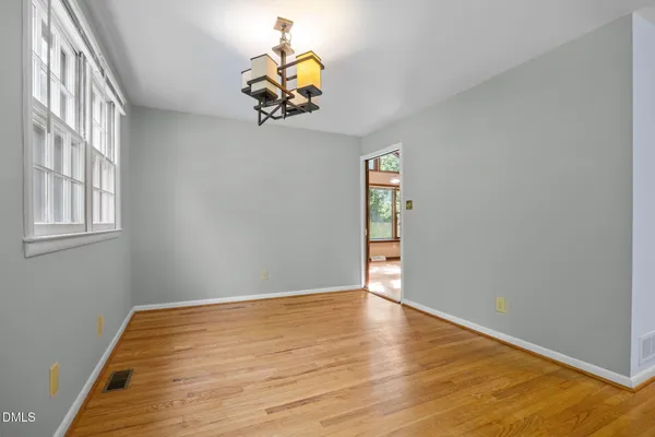 $635,000 | 305 Plum Lane, Chapel Hill, NC 27517