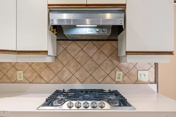 $635,000 | 305 Plum Lane, Chapel Hill, NC 27517