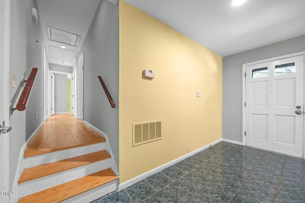 $635,000 | 305 Plum Lane, Chapel Hill, NC 27517