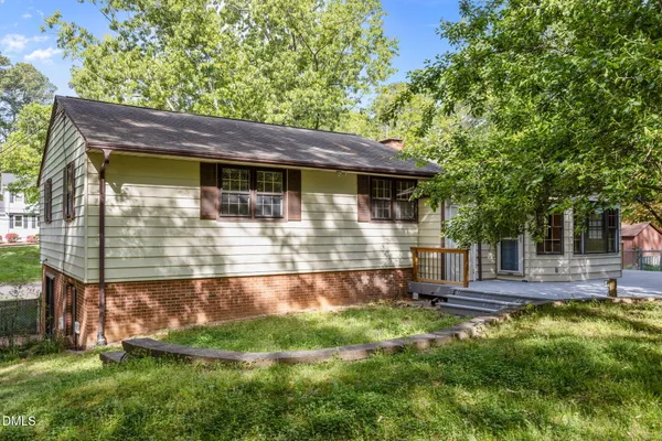 $635,000 | 305 Plum Lane, Chapel Hill, NC 27517