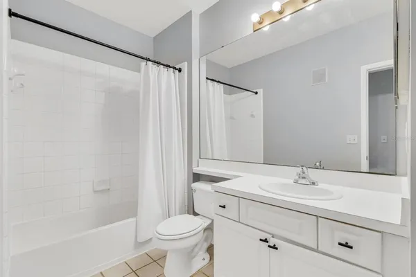 $2,099 | 14304 Fredricksburg Drive, Unit 402, Orlando, FL 32837