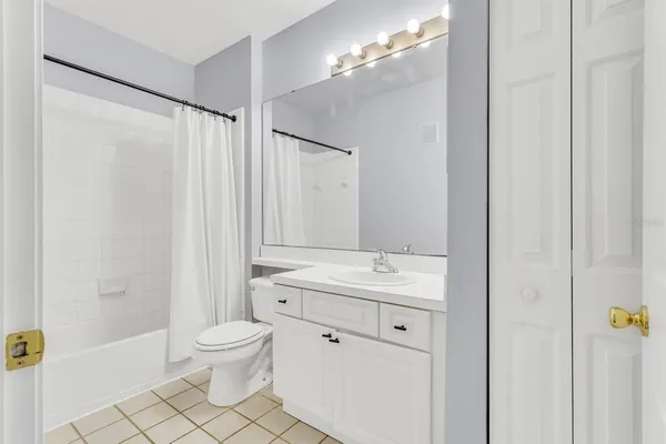 $2,099 | 14304 Fredricksburg Drive, Unit 402, Orlando, FL 32837