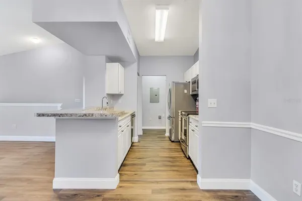 $2,099 | 14304 Fredricksburg Drive, Unit 402, Orlando, FL 32837