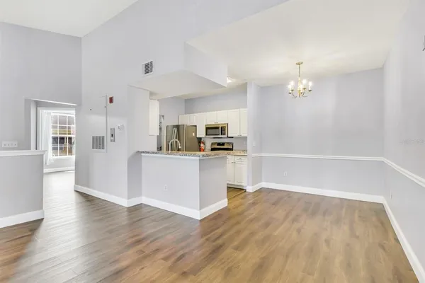 $2,099 | 14304 Fredricksburg Drive, Unit 402, Orlando, FL 32837