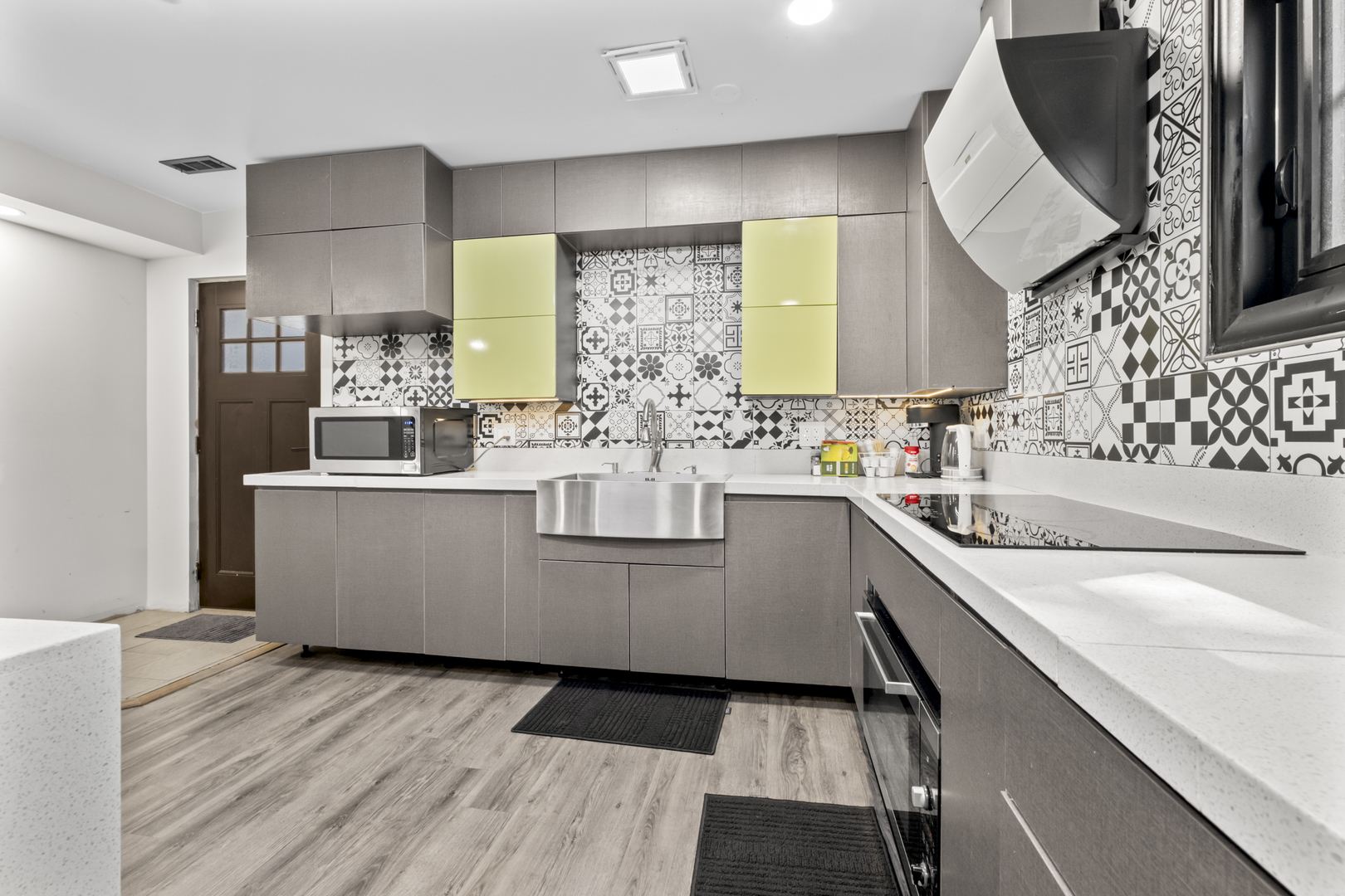 2307 Lake Street, Unit 2 Evanston, IL 60201 - Photo 13 of 20