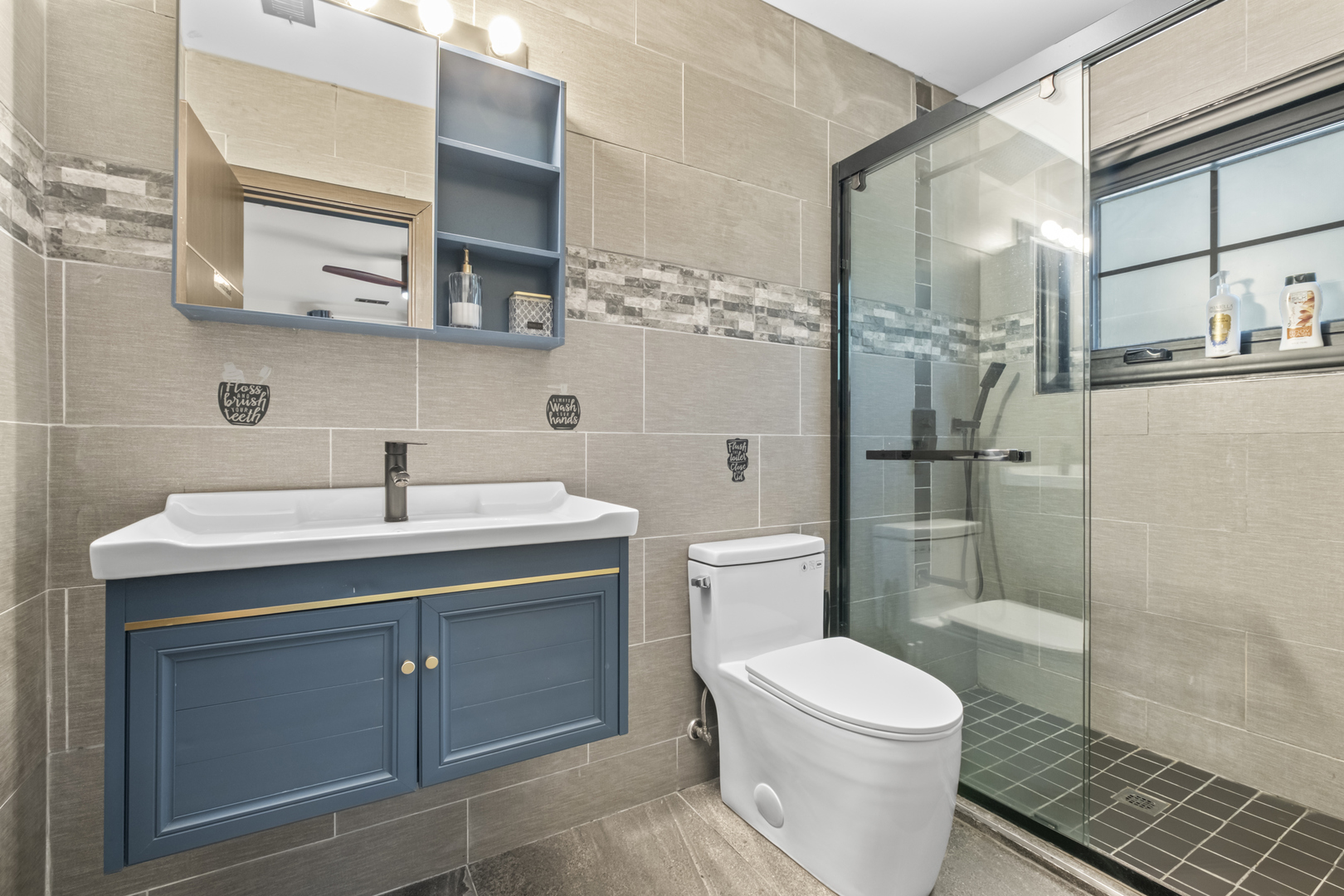 2307 Lake Street, Unit 2 Evanston, IL 60201 - Photo 19 of 20