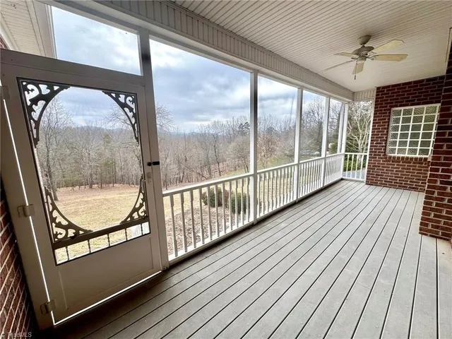 $995,500 | 1148 Town N Country Drive, Wilkesboro, NC 28697
