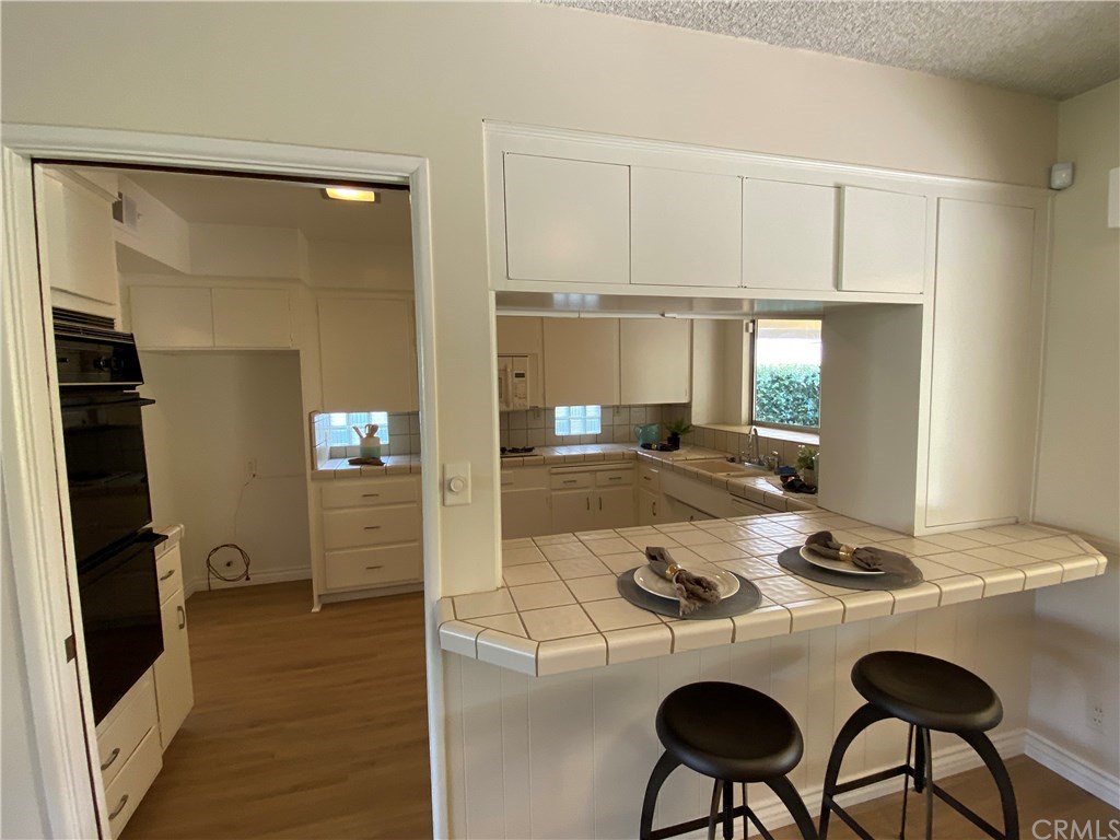 9727 Bellder Drive Downey, CA 90240 - Photo 12 of 41 Kitchen