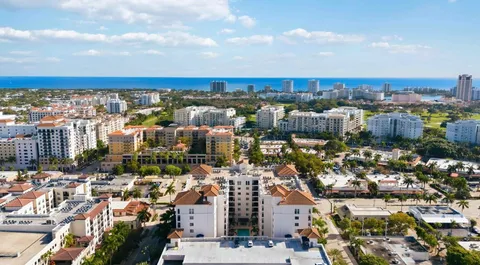 $599,000 | 233 South Federal Highway, Unit 203, Boca Raton, FL 33432