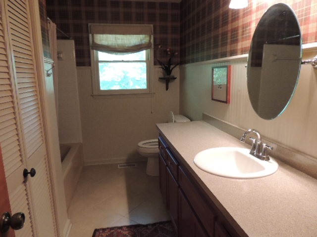 301 Arledge Road Landrum, SC 29356 - Photo 12 of 18