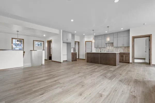 $589,900 | W225 Sunset View Circle, Kaukauna, WI 54130