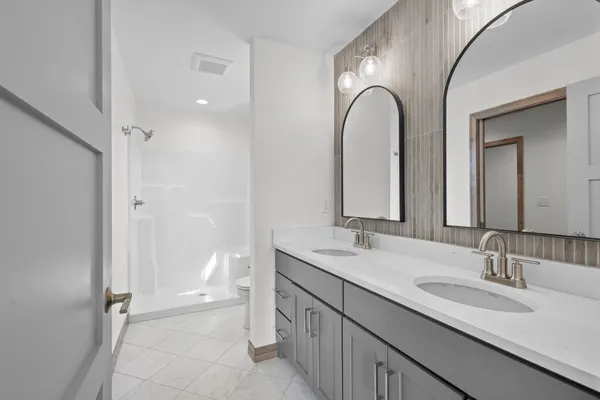 $589,900 | W225 Sunset View Circle, Kaukauna, WI 54130