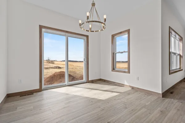 $589,900 | W225 Sunset View Circle, Kaukauna, WI 54130