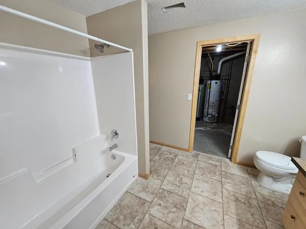 $380,000 | 1842 52nd Street South, Fargo, ND 58103