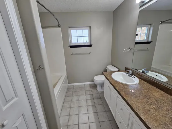 $380,000 | 1842 52nd Street South, Fargo, ND 58103