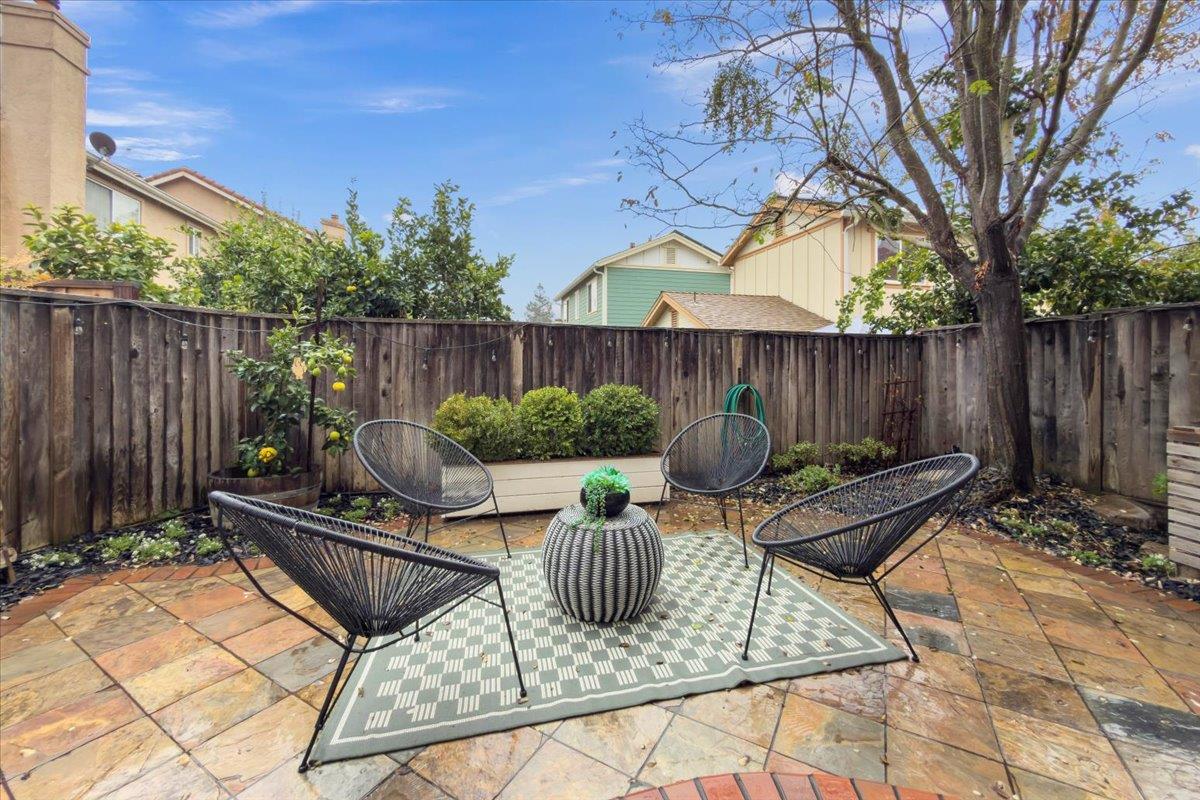 16761 San Luis Way Morgan Hill, CA 95037 - Photo 27 of 35 a view of a chairs and table in the patio