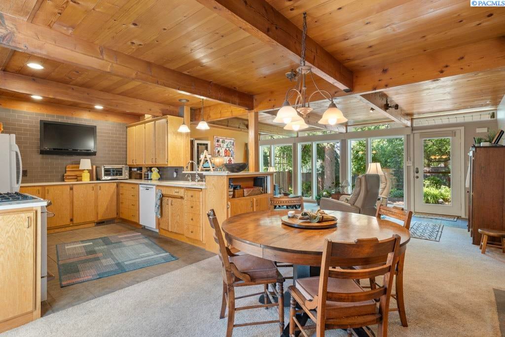 835 Southeast Spring Street Pullman, WA 99163 - Photo 13 of 33 Gallery Image 13