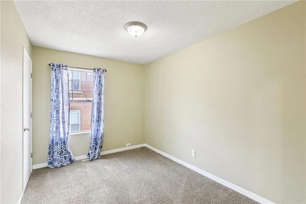 $189,500 | 625 South 14th Street, St. Joseph, MO 64501